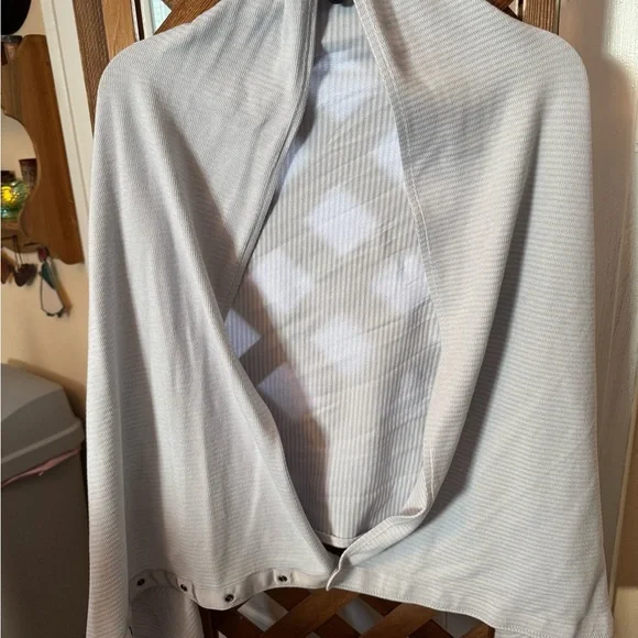 lululemon athletica Gray Scarf - Picture 3 of 4